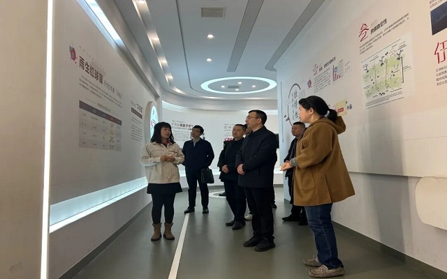 荊州市委副書記金鵬率隊調(diào)研艾詩特透明工廠，助力蝦青素產(chǎn)業(yè)“破壁出圈”